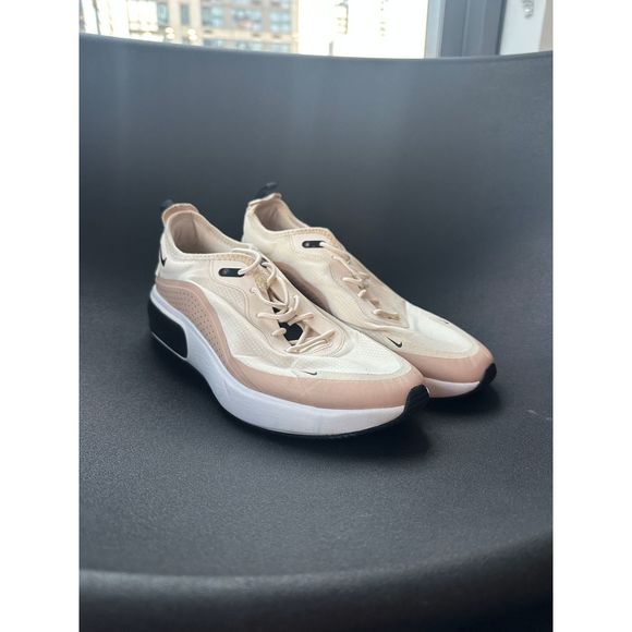 Air Max Dia - Picture 1 of 8